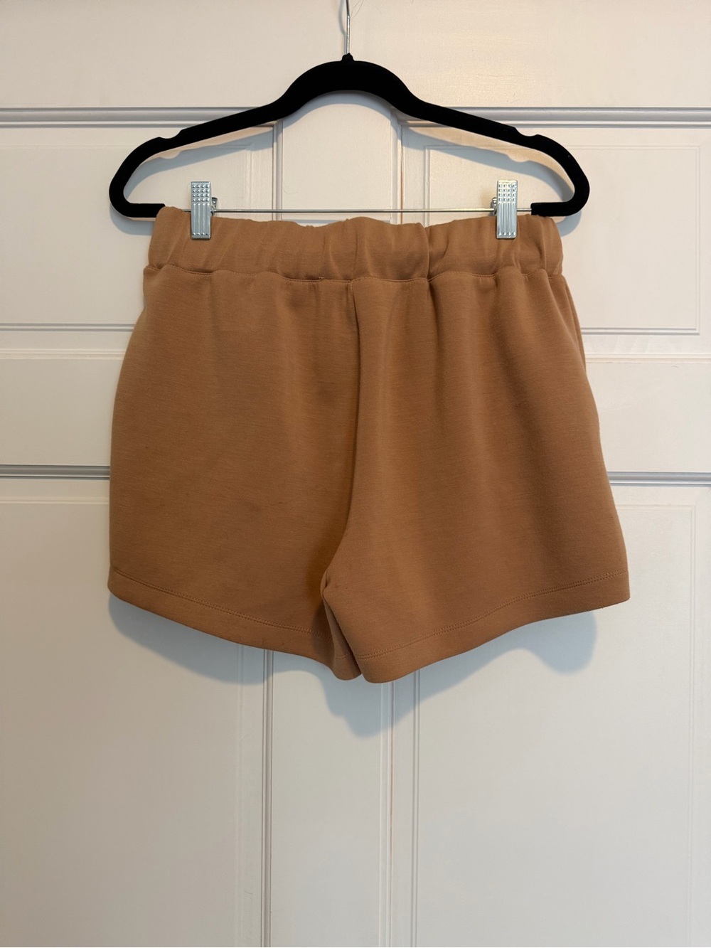 2 PC SET Cable & Gauge Scuba Knit V-Neck Oversized Shorts Lounge Set - Camel Tan - Picture 7 of 7
